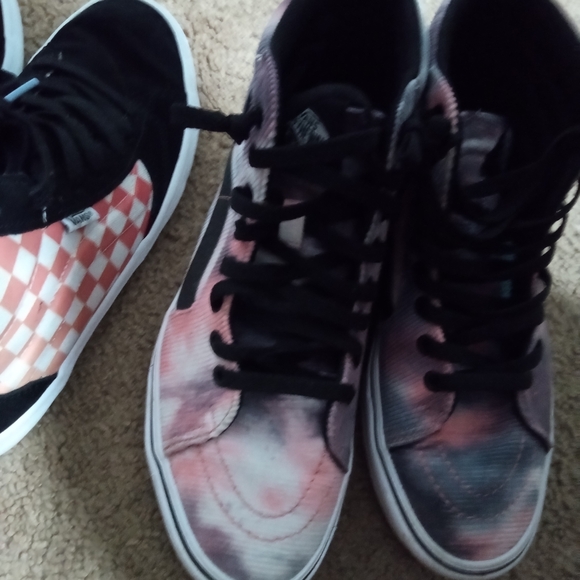 Vans - Picture 9 of 9